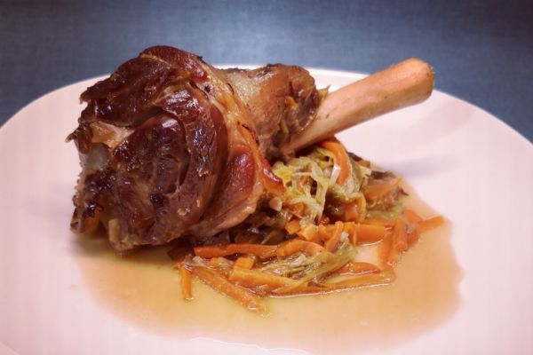 Souris d'agneau et légumes confits